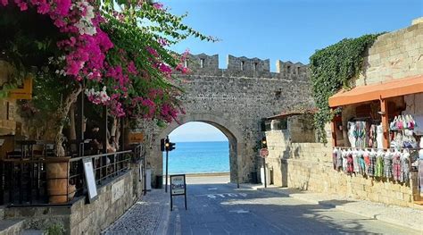 How to Visit Rhodes Old Town: 2024 Guide & Best .